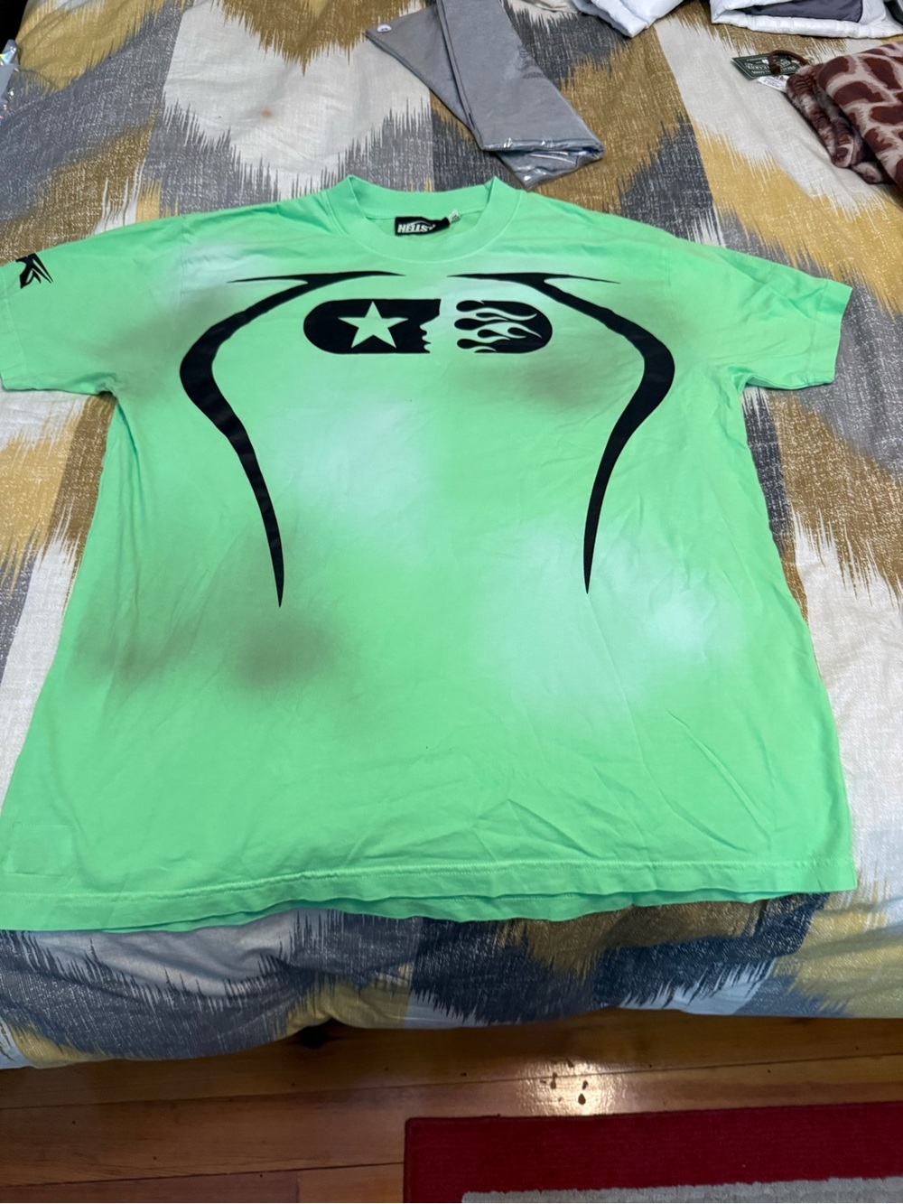 Hellstar Warm Up Neon Green Men’s Tee Shirt Size L